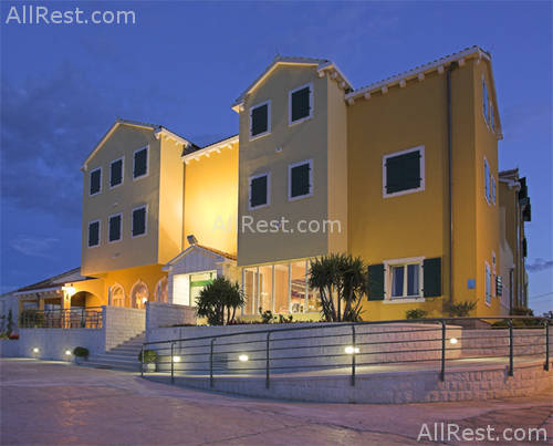 Spongiola Hotel
